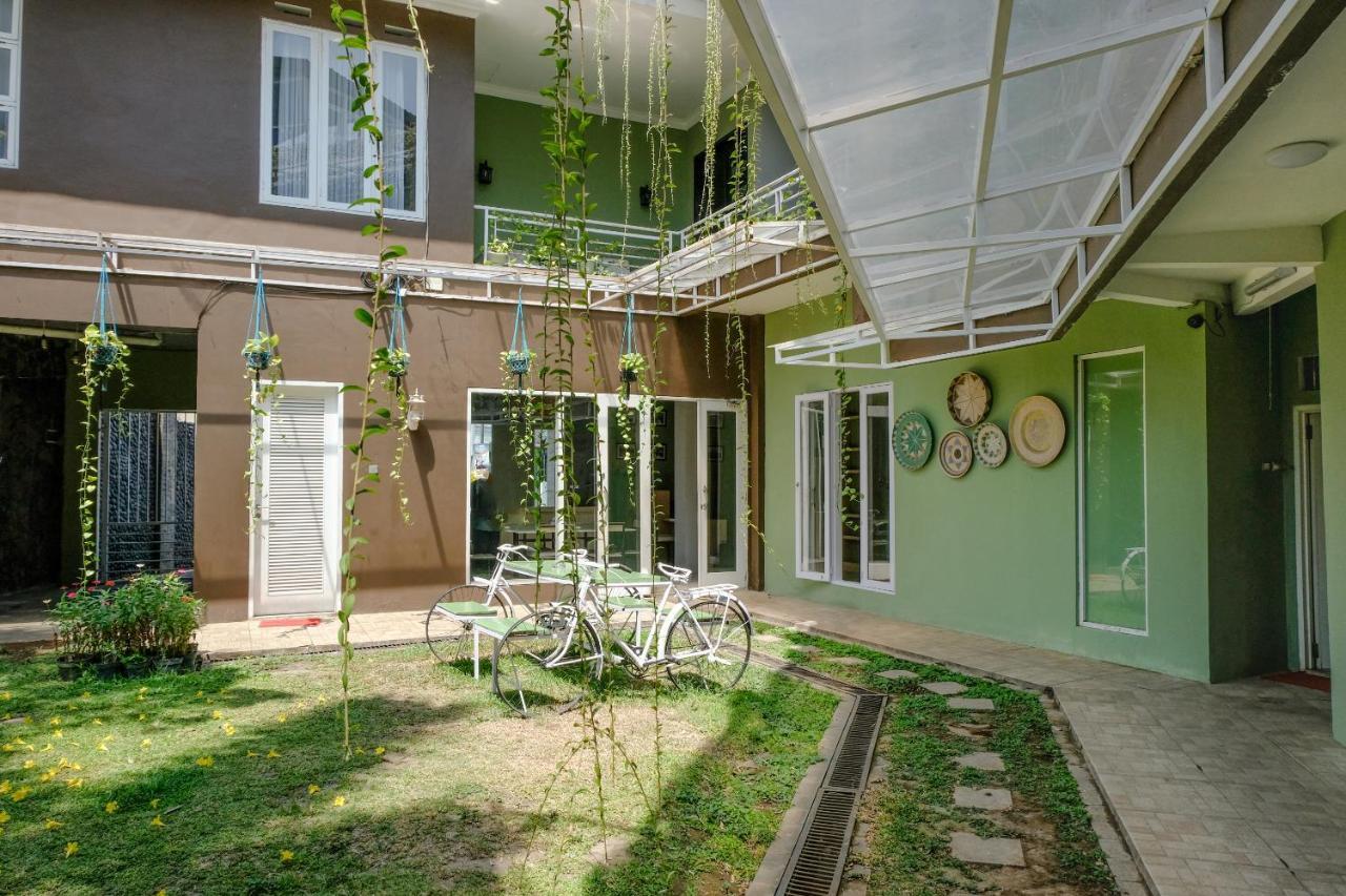 Spot On 1712 Griya Shanta Residence Malang Exteriör bild